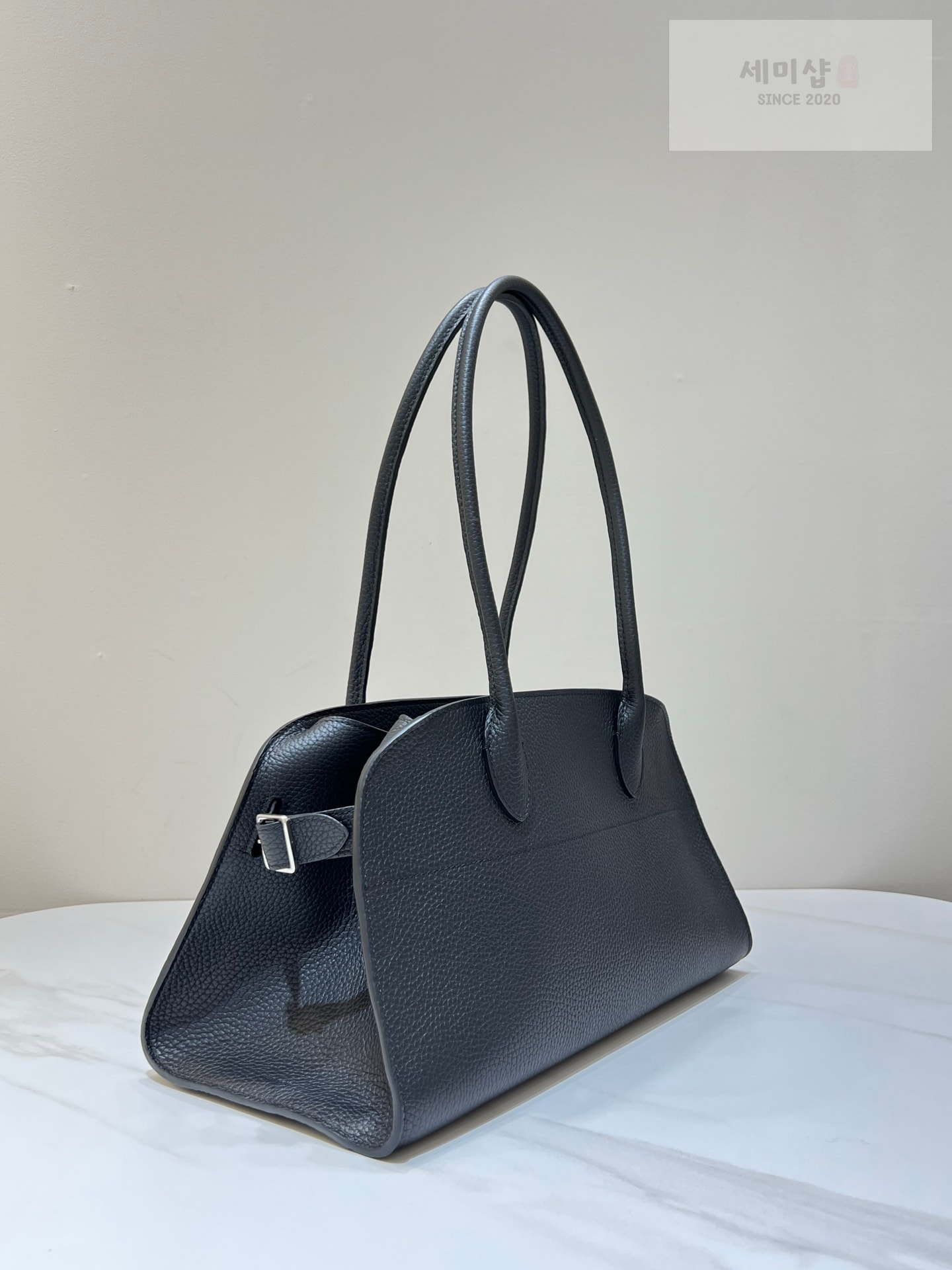 더로우 더로우 이스트 웨스트 마고 12 블랙 Bag 3번 이미지