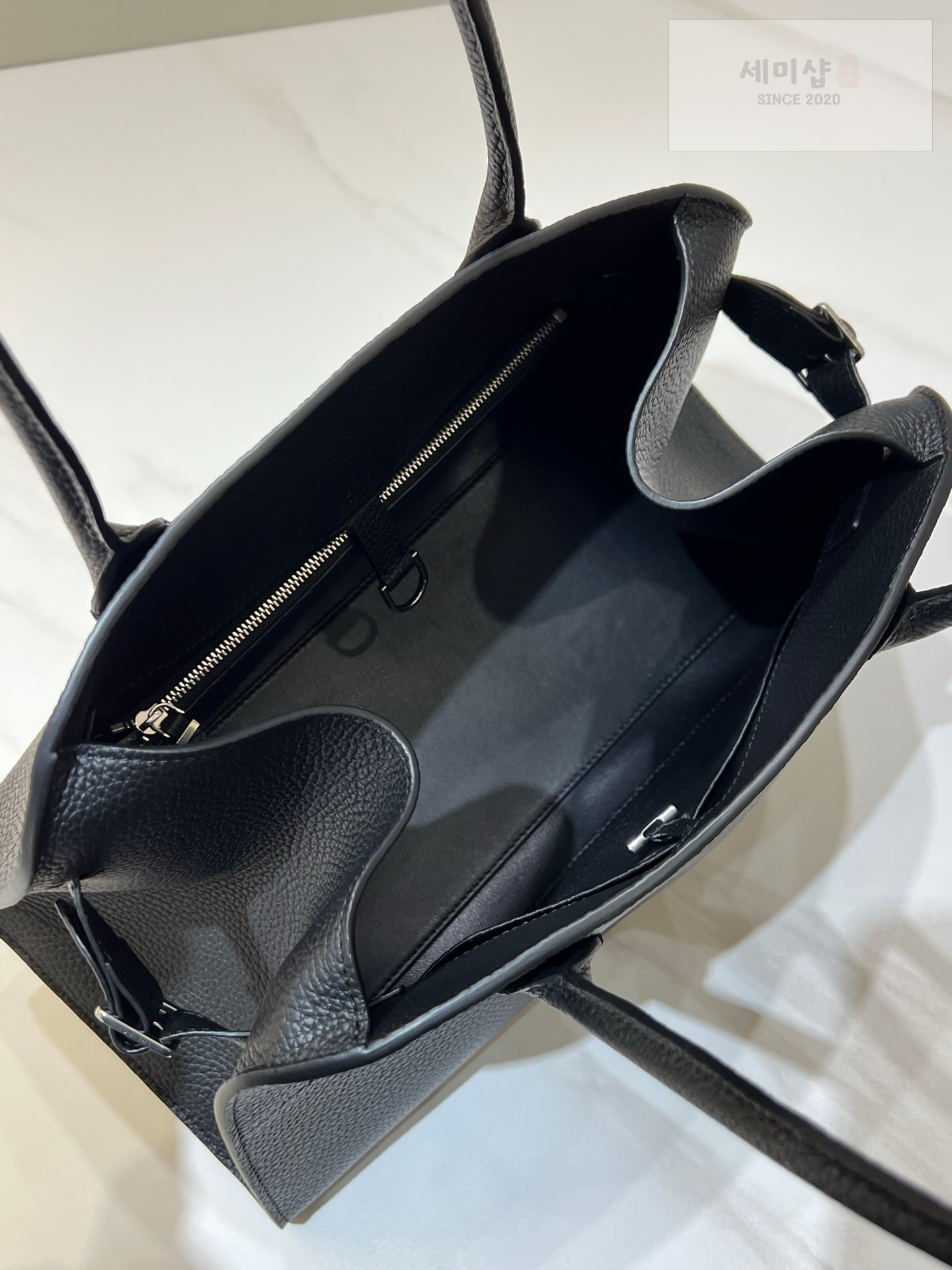 더로우 더로우 이스트 웨스트 마고 12 블랙 Bag 8번 이미지