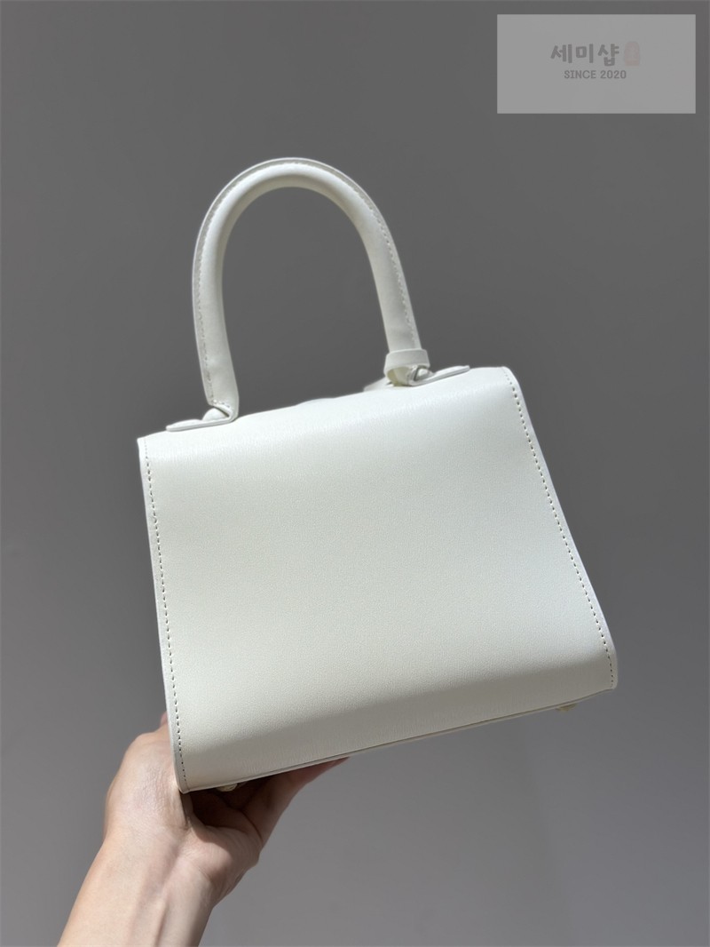 델보 델보 브리앙 미니 박스 카프 화이트 Bag 4번 이미지