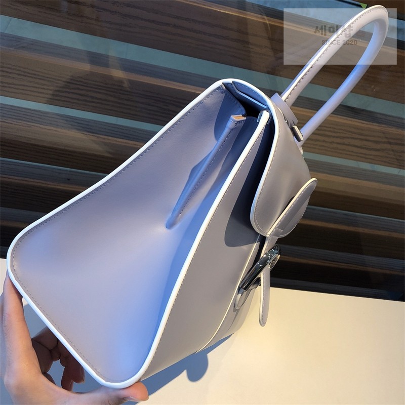 델보 델보 브리앙 MM 박스 카프 라벤더 Bag 6번 이미지