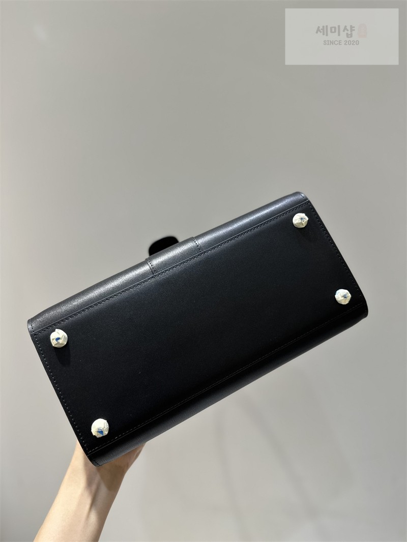 델보 델보 브리앙 MM 박스 카프 블랙 Bag 6번 이미지