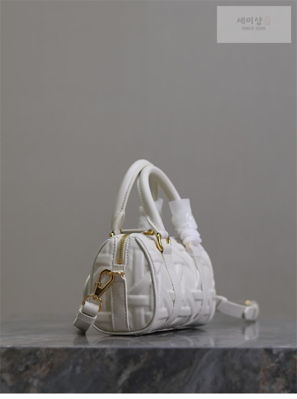 D I O R 디올 그루브 16 백 화이트 그래픽 까나쥬 Bag 5번 이미지
