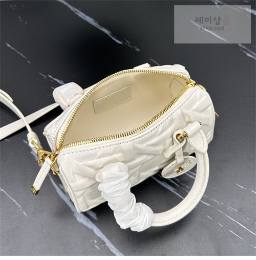 D I O R 디올 그루브 17 나노 백 Bag 17번 이미지