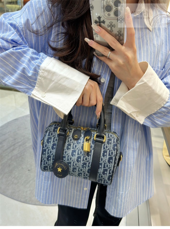 D I O R 디올 그루브 20 백 블루 데님 오블리크 Bag 4번 이미지