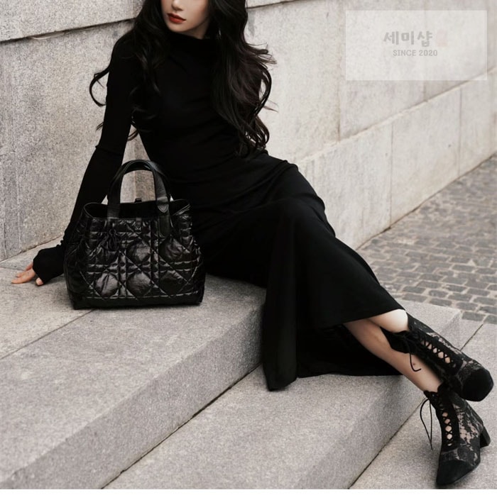 D I O R 디올 뚜주흐 미디엄 백 블랙 매크로까나쥬 크링클 Bag 1번 이미지