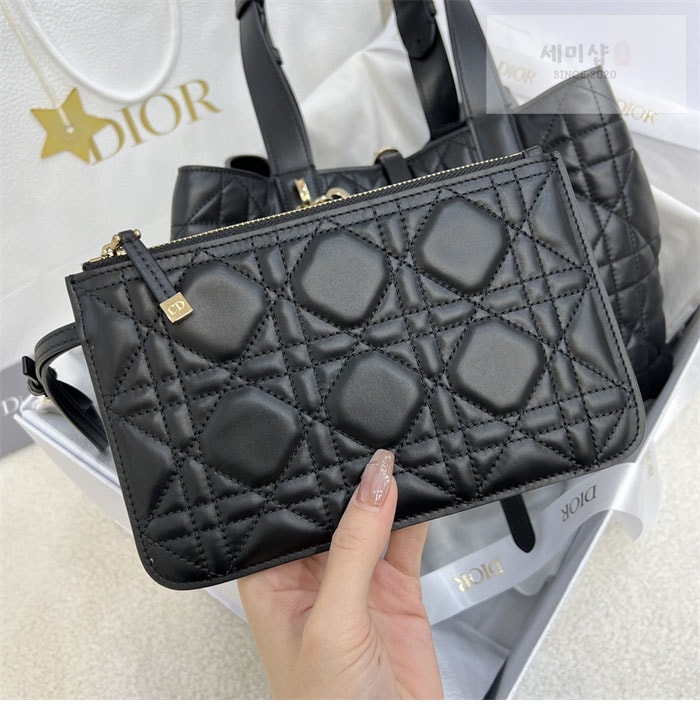 D I O R 디올 뚜주흐 미디엄 백 블랙 매크로까나쥬 Bag 17번 이미지