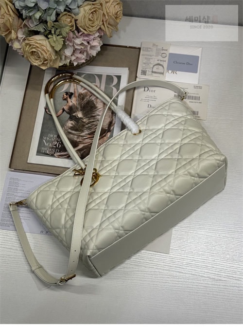 D I O R 디올 뚜주흐 백 라지 화이트 매크로 까나쥬 Bag 8번 이미지