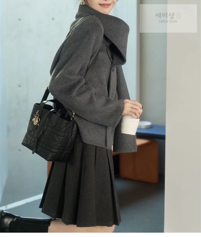 D I O R 디올 뚜주흐 스몰 버티컬 토트백 블랙 매크로까나쥬 Bag 4번 이미지