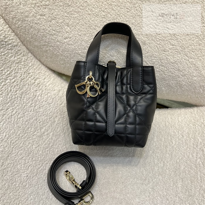 D I O R 디올 뚜주흐 스몰 버티컬 토트백 파우더 베이지 매크로까나쥬 Bag 10번 이미지