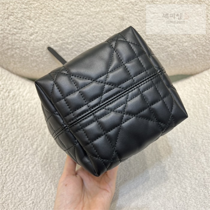 D I O R 디올 뚜주흐 스몰 버티컬 토트백 파우더 베이지 매크로까나쥬 Bag 6번 이미지