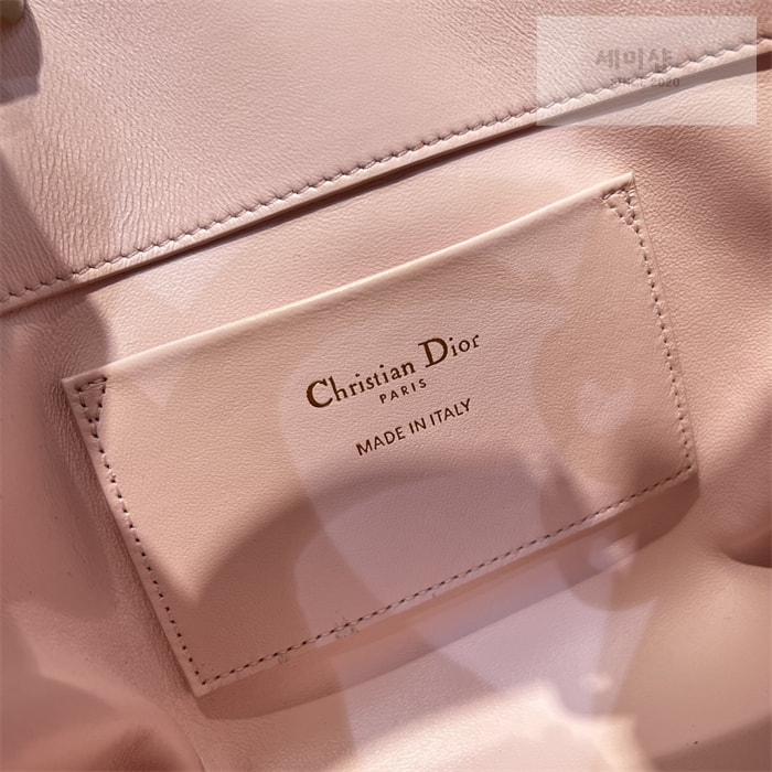 D I O R 디올 뚜주흐 스몰 버티컬 토트백 페일 핑크 매크로까나쥬 Bag 5번 이미지