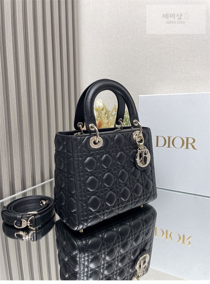 D I O R 디올 레이디 미디엄 토트백 까나쥬 레플리카 8번 이미지 - Bag | 세미샵 레플리카 사이트