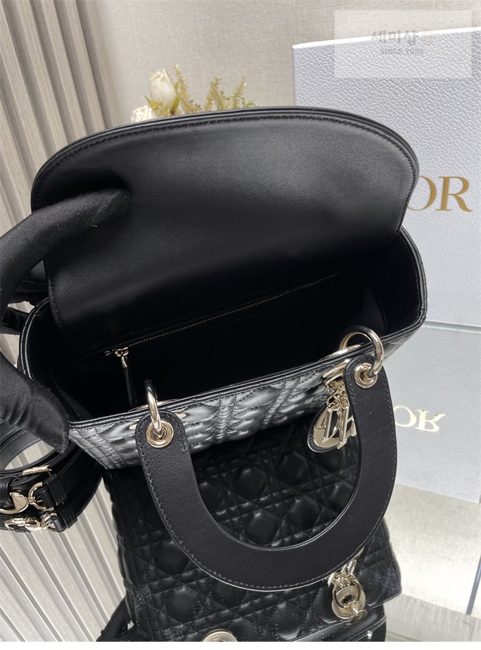 D I O R 디올 레이디 미디엄 토트백 까나쥬 레플리카 5번 이미지 - Bag | 세미샵 레플리카 사이트