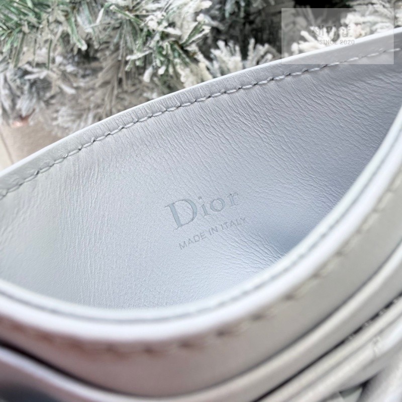 D I O R 디올 레이디 프리지아 카드 홀더 아이스 블루 Bag 19번 이미지