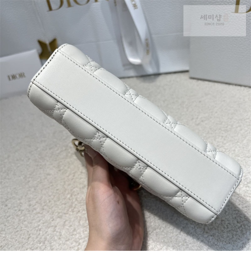D I O R 디올 레이디 D-조이 미니 백 라떼 까나쥬 Bag 9번 이미지