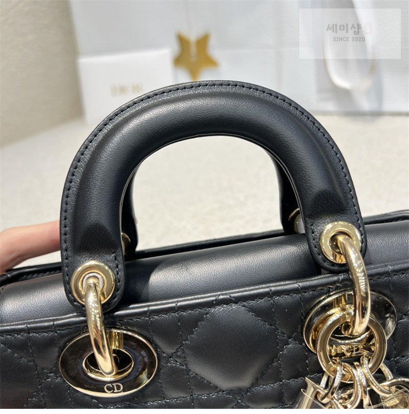 D I O R 디올 레이디 D-조이 미니 백 블랙 까나쥬 Bag 5번 이미지
