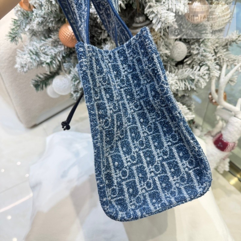 D I O R 디올 리비에라 스펀지 이펙트 북 토트 백 스몰 블루 오블리크 패브릭 블루 Bag 9번 이미지