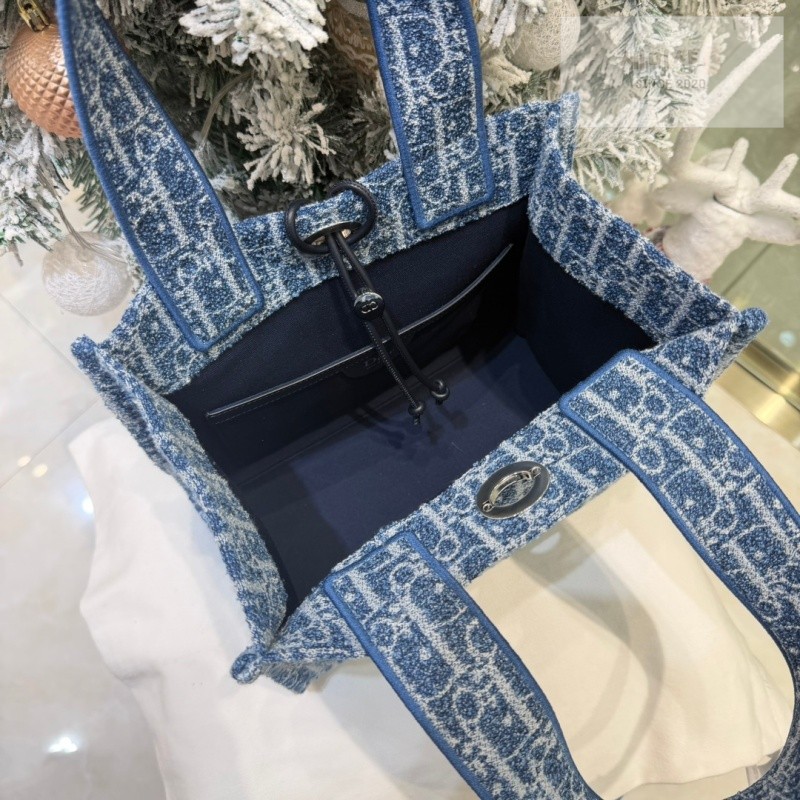 D I O R 디올 리비에라 스펀지 이펙트 북 토트 백 스몰 블루 오블리크 패브릭 블루 Bag 13번 이미지