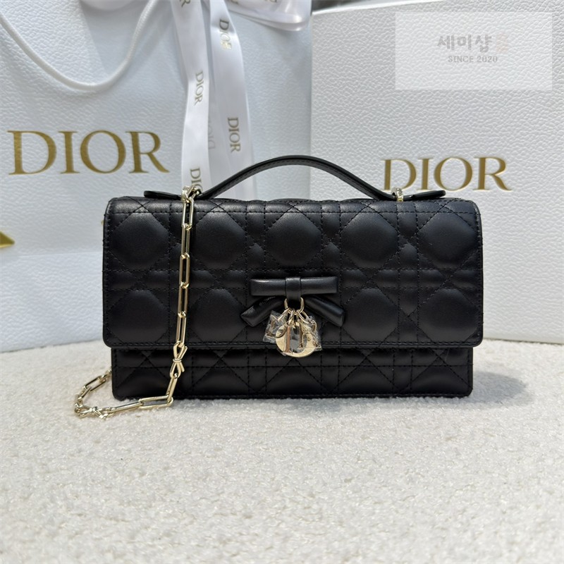 D I O R 디올 마이 미니 백 블랙 까나쥬 램스킨 블랙 Bag 4번 이미지