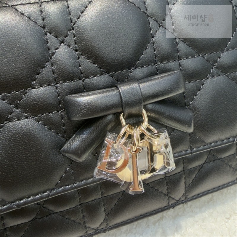 D I O R 디올 마이 미니 백 블랙 까나쥬 램스킨 블랙 Bag 9번 이미지