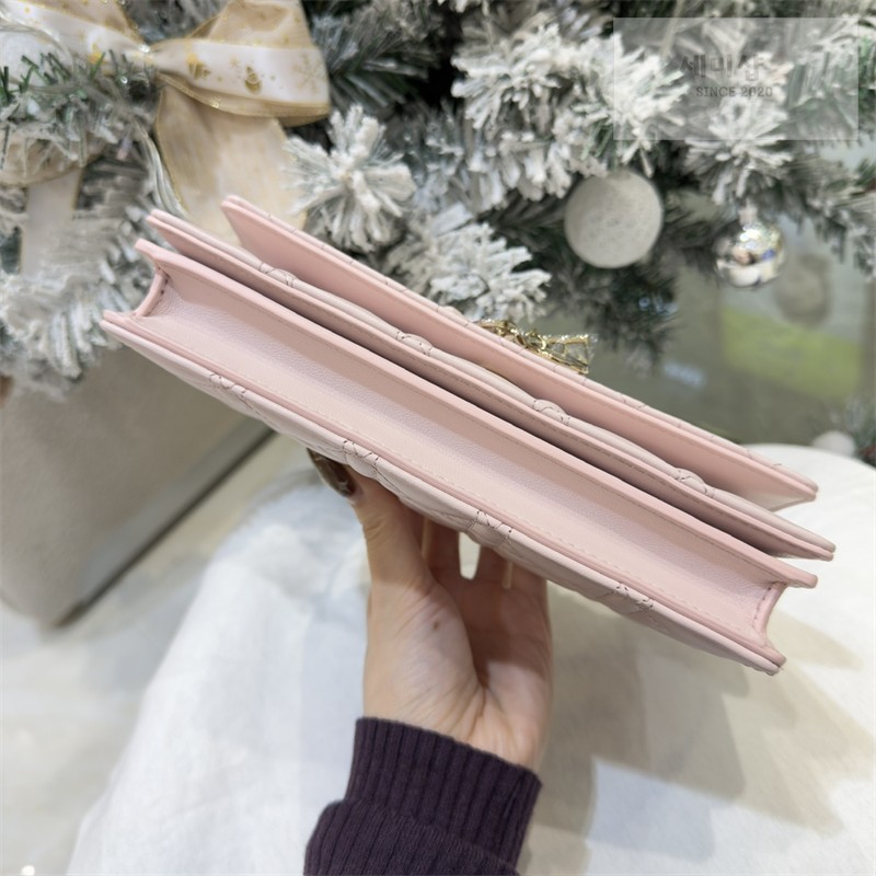 D I O R 디올 마이 미니 백 핑크 까나쥬 램스킨 파우더 핑크 Bag 7번 이미지