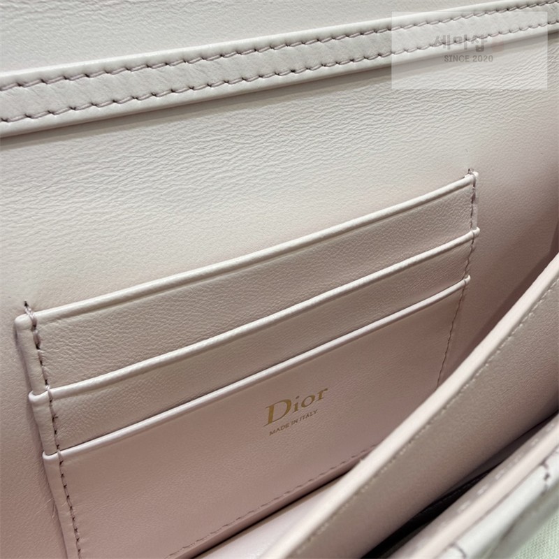 D I O R 디올 마이 미니 백 핑크 까나쥬 램스킨 파우더 핑크 Bag 12번 이미지