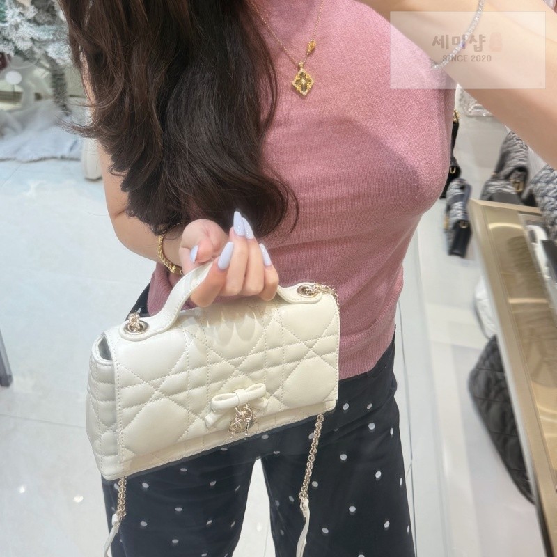 D I O R 디올 마이 텐더 탑핸들 백 미니 라떼 매크로 까나쥬 라떼 Bag 26번 이미지