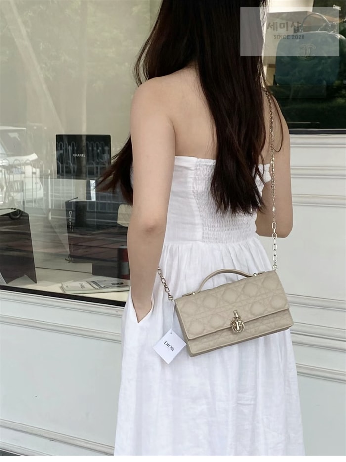 D I O R 디올 미스 디올 미니 체인백 브라우니쉬 그레이 까나쥬 Bag 10번 이미지