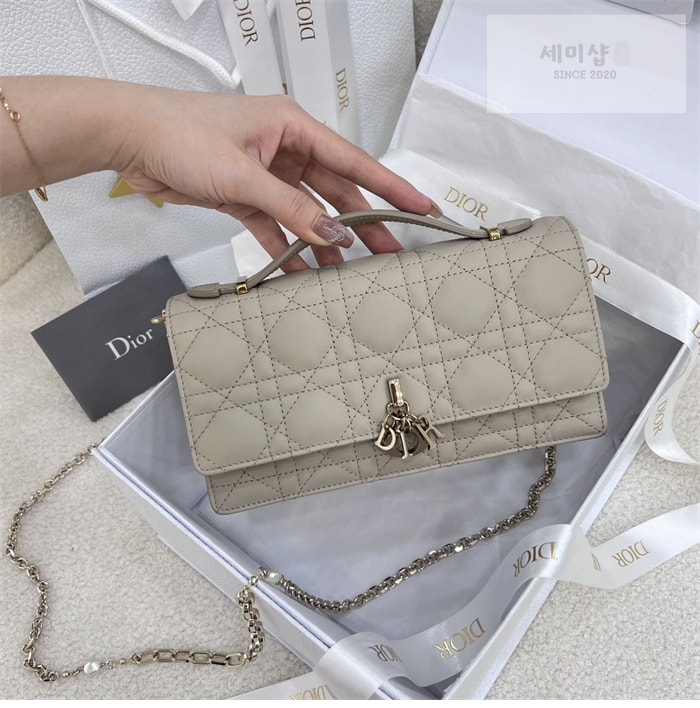 D I O R 디올 미스 디올 미니 체인백 브라우니쉬 그레이 까나쥬 Bag 1번 이미지