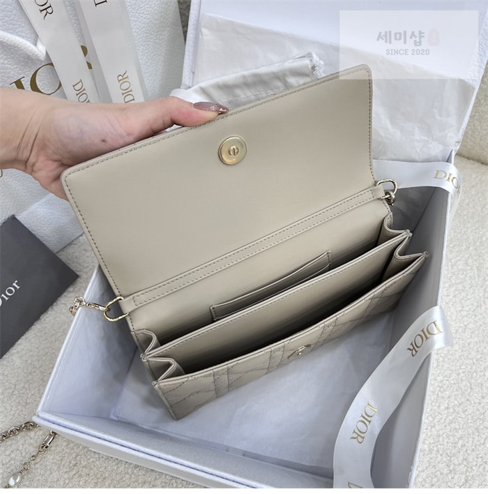 D I O R 디올 미스 디올 미니 체인백 브라우니쉬 그레이 까나쥬 Bag 7번 이미지