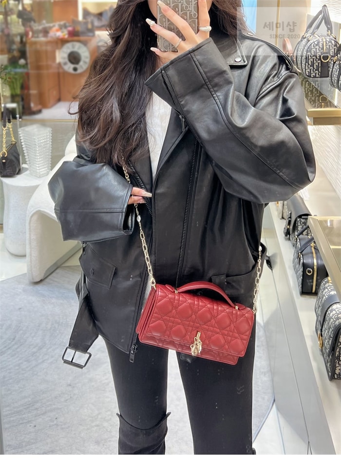 D I O R 디올 미스 디올 미니 체인백 체리 레드 까나쥬 Bag 1번 이미지