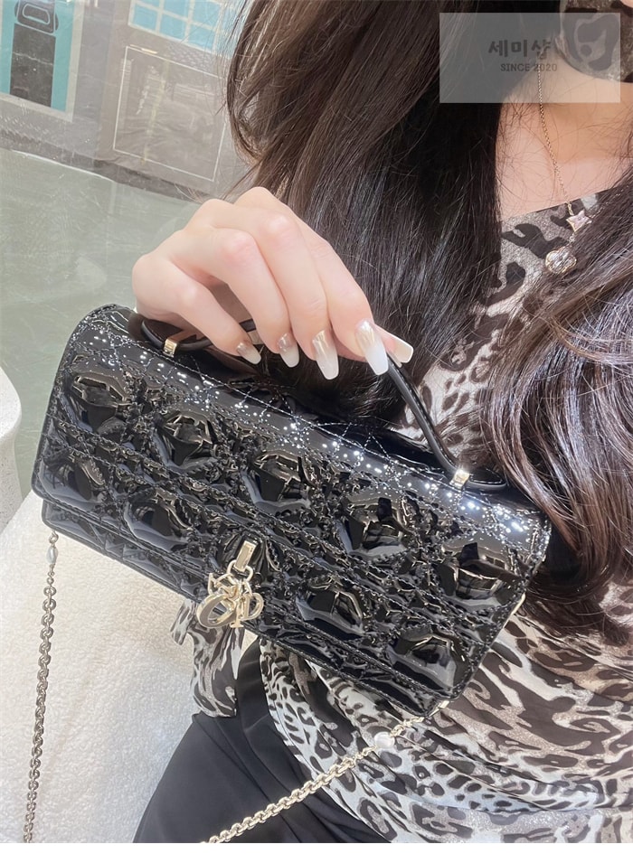 D I O R 디올 미스 디올 미니 체인백 페인턴트 블랙 까나쥬 Bag 9번 이미지
