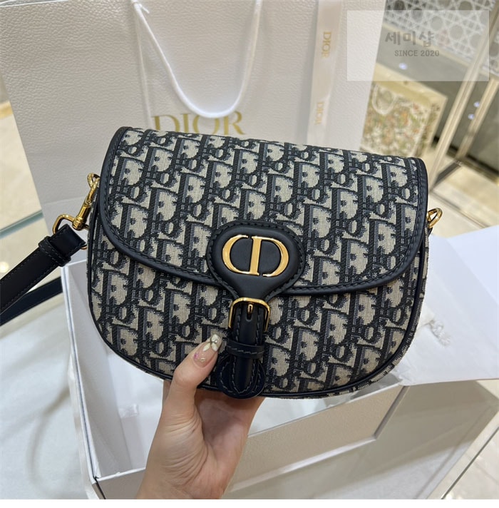 D I O R 디올 바비 오블리크 미디엄 백 Bag 8번 이미지