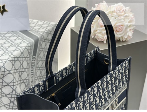 D I O R 디올 북 토트백 미디엄 오블리크 블루 Bag 8번 이미지