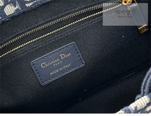 D I O R 디올 북 토트백 스몰 오블리크 블루 Bag 3번 이미지