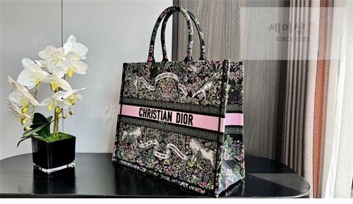 D I O R 디올 북 토트백 어라운드 더 월드 블랙 멀티 Bag 3번 이미지