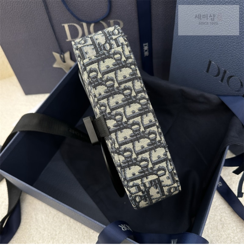 D I O R 디올 새들 스몰 플랩 스트랩백 블루 Bag 14번 이미지