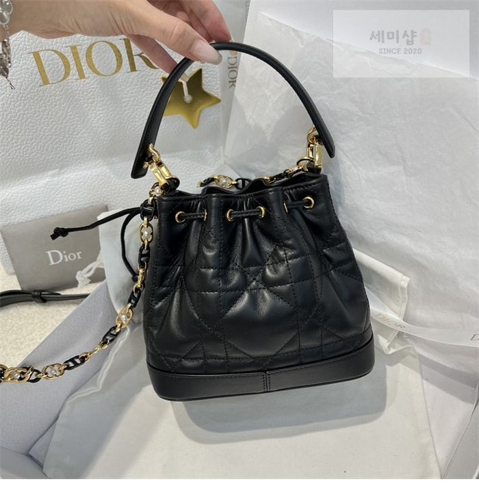 D I O R 디올 졸리 버킷백 스몰 매크로 까나쥬 블랙 Bag 4번 이미지