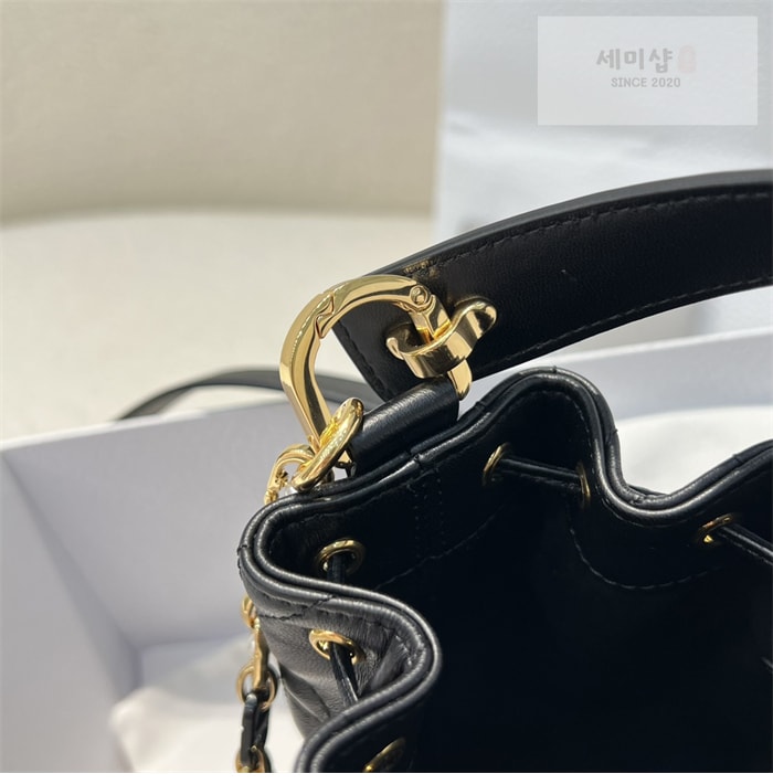 D I O R 디올 졸리 버킷백 스몰 매크로 까나쥬 블랙 Bag 16번 이미지