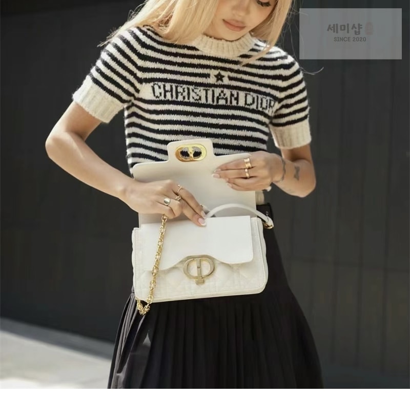 D I O R 디올 졸리 스몰 탑 핸들백 라떼 까나쥬 Bag 3번 이미지