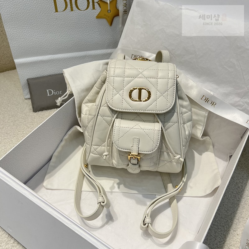D I O R 디올 카로 스몰 백팩 라떼 매크로 까나쥬 Bag 15번 이미지