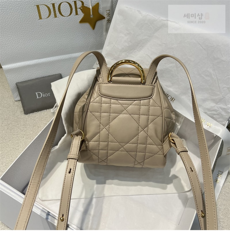 D I O R 디올 카로 스몰 백팩 베이지 매크로까나쥬 Bag 13번 이미지