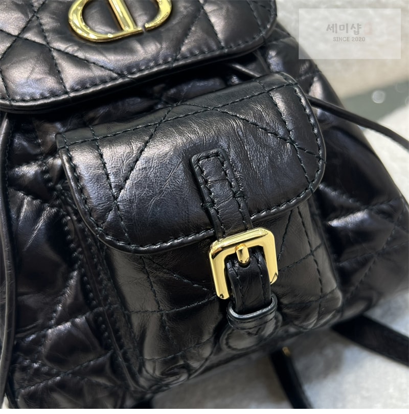 D I O R 디올 카로 스몰 백팩 블랙 매크로까나쥬 크링클 Bag 4번 이미지