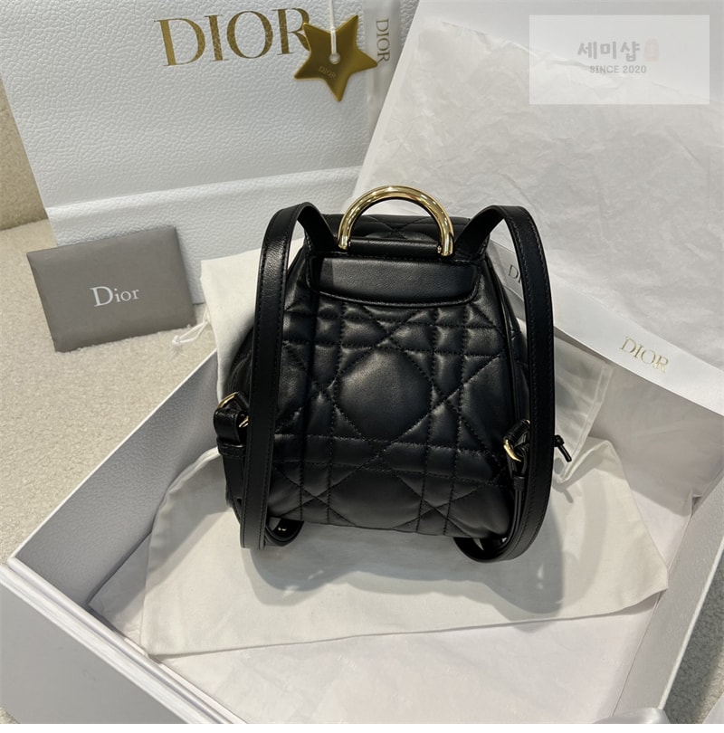 D I O R 디올 카로 스몰 백팩 블랙 매크로까나쥬 Bag 10번 이미지