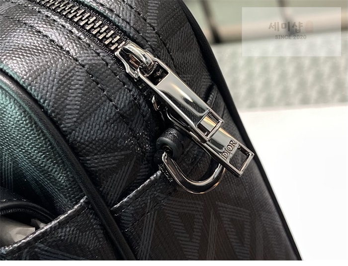 D I O R 디올 힛 더 로드 브리프케이스 Bag 8번 이미지