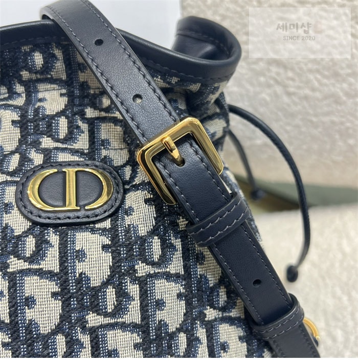 D I O R 디올 30 몽테인 드로우스트링 미니 버킷백 Bag 5번 이미지