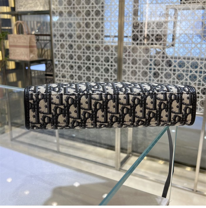 D I O R 디올 30 몽테인 파우치 클러치 오블리크 자카드 Bag 17번 이미지