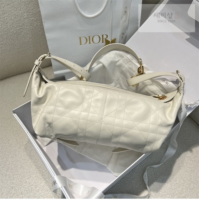D I O R 디올 D-Journey 디저니 미디엄 백 라떼 매크로 까나쥬 Bag 10번 이미지