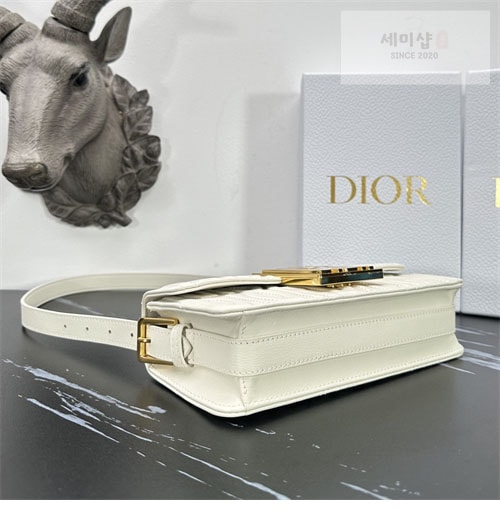 D I O R 디올 Miss Dior 마르크 보앙 플랩백 Bag 4번 이미지