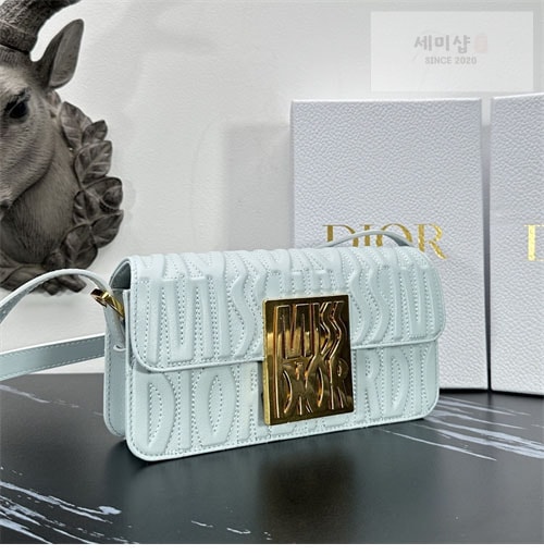 D I O R 디올 Miss Dior 마르크 보앙 플랩백 Bag 30번 이미지